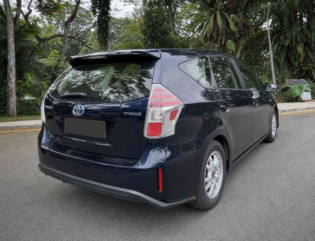Toyota Prius Alpha Hybrid 1.8 Plus 7-Seater (A), Cars, Used Cars on ...