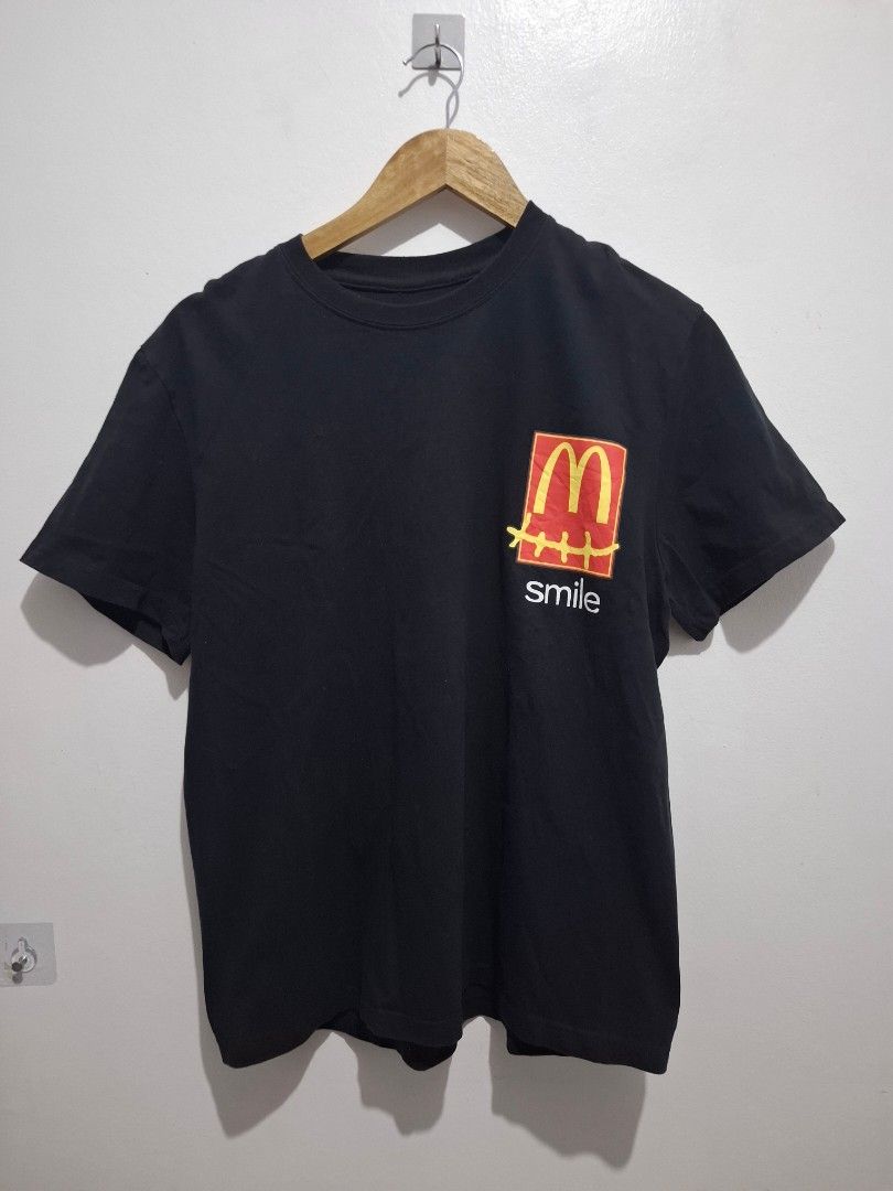 Travis scott cactus jack small (Category: Tshirts & Polo Shirts ) located in Tarlac. Submitted by christopher.24 (Listing ID 1471170381, Image 1). Description: excellent condition.