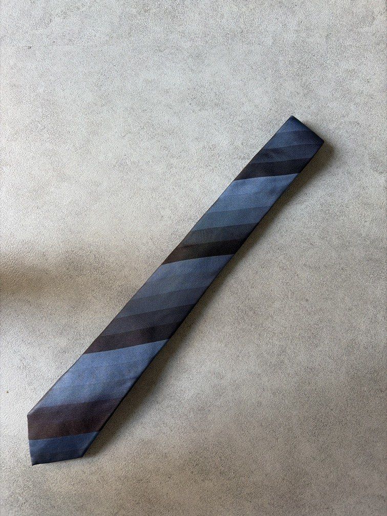 Trugen Blue Striped Necktie (Category: Ties) located in Pasig City. Submitted by chamoisee (Listing ID 1471296931, Image 1). Description: Trugen Blue Striped Necktie.