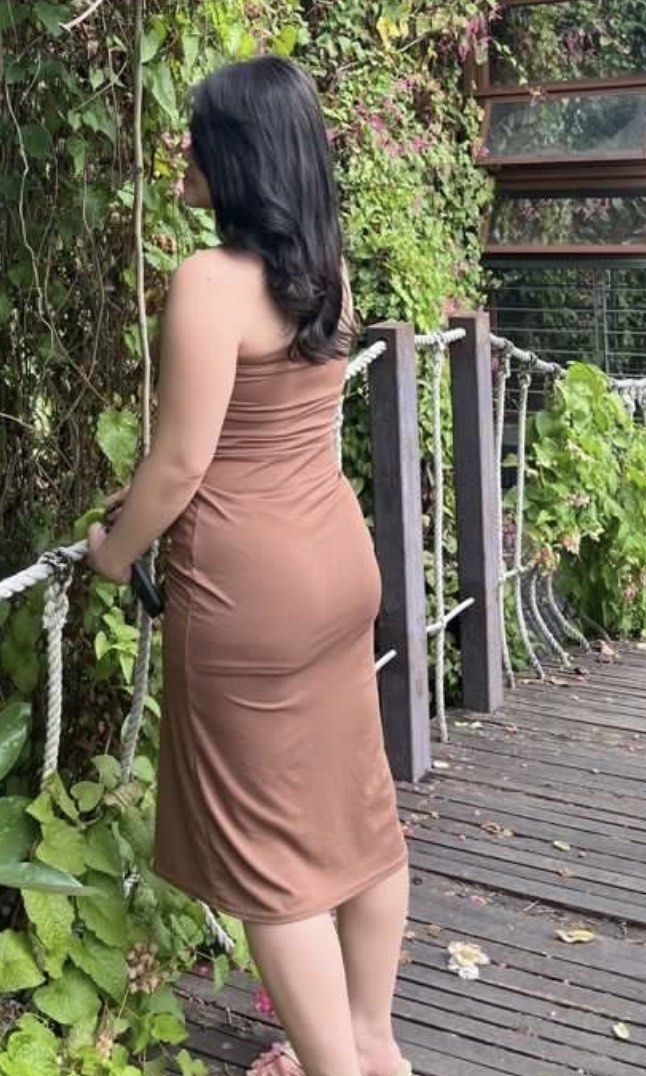Tube Dress (Category: Dresses) located in Baliuag. Submitted by gilpiece (Listing ID 1471262307, Image 3). Description: S-M Ganda in perso .
