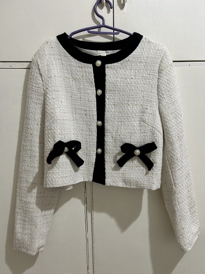 Tweed Cardigan Black and White Size M (Category: Coats, Jackets and Outerwear) located in Candaba. Submitted by neosource (Listing ID 1471266633, Image 1). Description: - Brand: RIBAE (vietnam brand) - Size: M - Material: Black & white tweed woven with gold threads - Design: Cropped style with long sleeves, contrast black velvet trim, and matching velvet bows near pockets - Closure: Pearl-like front buttons - Interior: Clean lining with brand tag