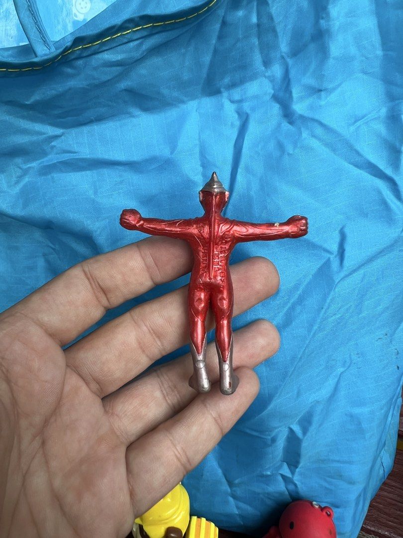 Ultraman Gaia (Version 1) figure (Category: Figurines & Statues) located in Zamboanga. Submitted by lcomprendio26013 (Listing ID 1471244713, Image 2). Description: 2 👁PLEASE READ THE DESCRIPTION BEFORE YOU ORDER OR CHAT ME👍 AUTHENTIC Brand: Bandai 1998 year 📢pay today,ship out tomorrow 📢All picture posted are actual item that will you get 📢📢pg hnd aq makarply dto sa carousel paki messge aq sa peysbuk SEARCH LZ FIGURE AND STUFF📢 .