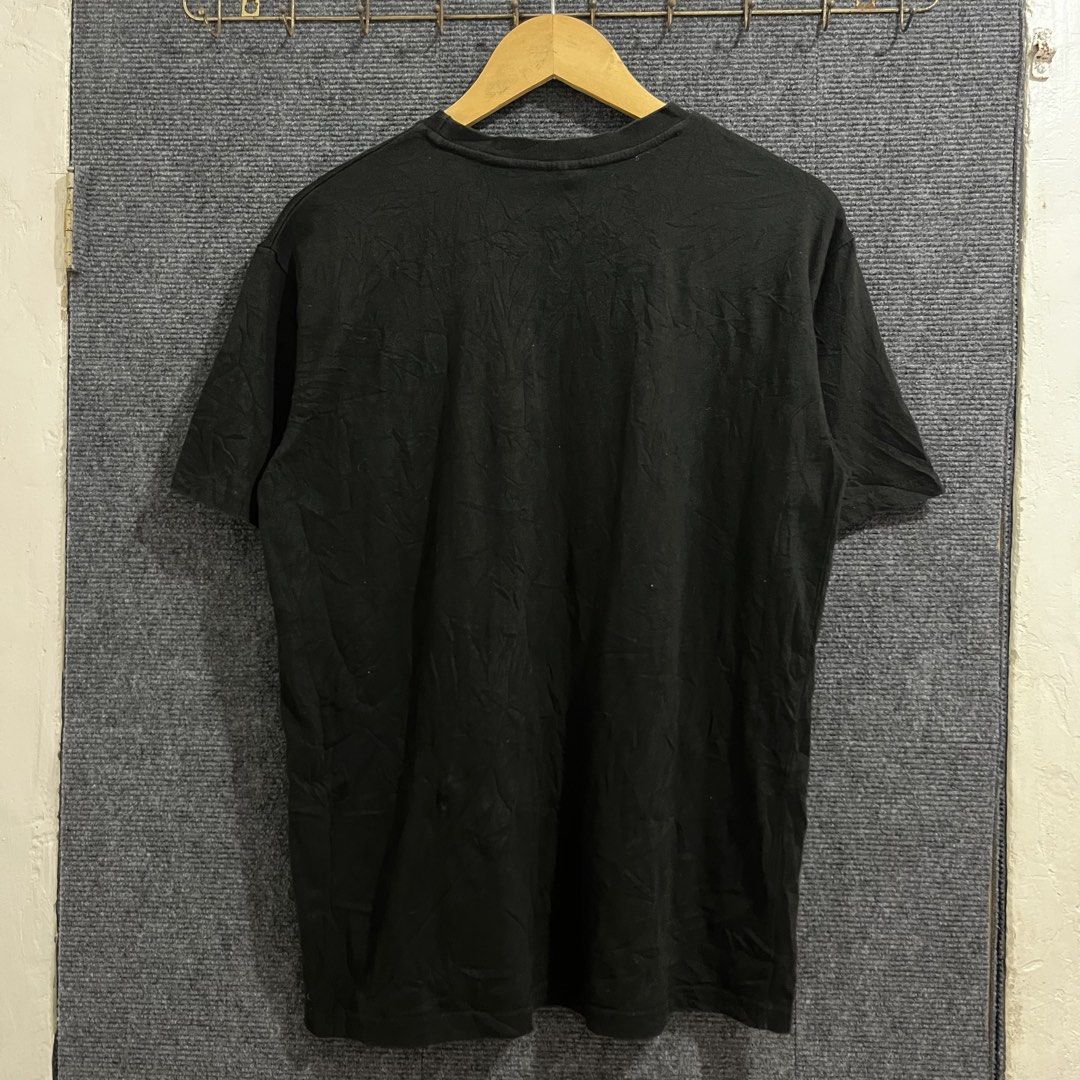 UNDEFEATED (Category: Tshirts & Polo Shirts ) located in Cebu City. Submitted by ubec.thriftcity (Listing ID 1471181734, Image 3). Description: UNDEFEATED Size 1 Color rate 9.5/10 Excellent Condition Width 21 / Length 27 No issue -Need Wash Pm📩.