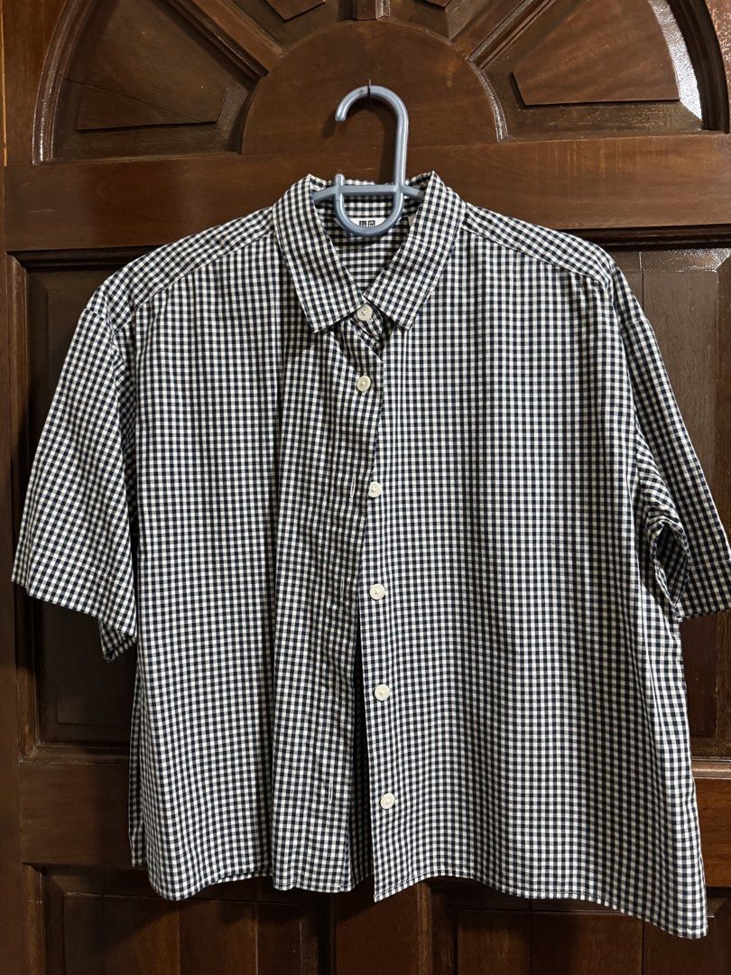 Uniqlo Button Down Polo Bundle (Category: Blouses) located in Quezon City. Submitted by sj35452 (Listing ID 1471197594, Image 2). Description: Short sleeved polos are size small but can fit up to l Long sleeved polos is size m but can fit up to l Get all for 1k.
