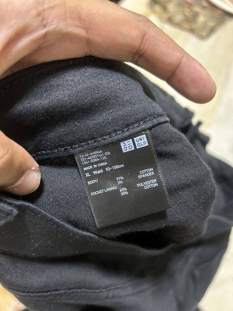 Uniqlo Drawstring Ankle Pants (Category: Trousers) located in Baguio. Submitted by ontheracks074 (Listing ID 1471172730, Image 3). Description: Uniqlo Drawstring Ankle Pants Excellent Condition Good as New Waist: 33-36 Lenght: 37.