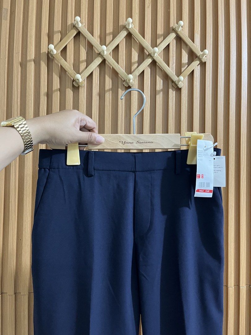 Uniqlo Easy Ankle Pants (Category: Other Bottoms) located in Caloocan City. Submitted by ynna_27 (Listing ID 1471250967, Image 2). Description: Uniqlo Easy Ankle Pants Brandnew with tag Medium Waist 29-30” via tape measure Length 36” Issue : x Price 899.