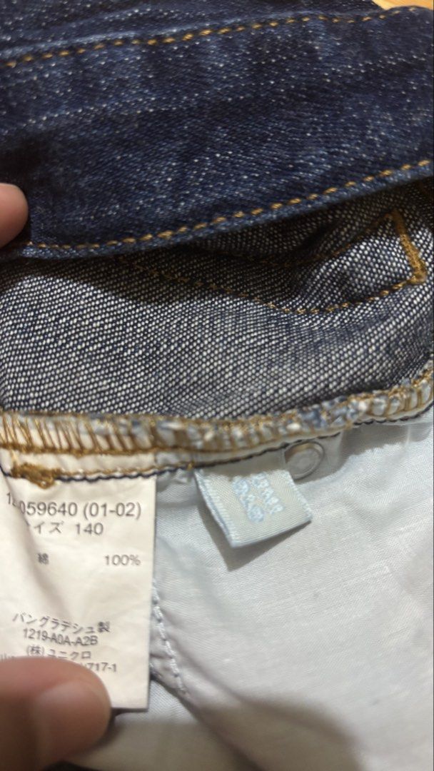 Uniqlo kids denim pants (Category: Babies & Kids Fashion) located in Binan City. Submitted by rdgerevilla (Listing ID 1471257272, Image 2). Description: Uniqlo kids denim pants ₱280 Size 140 kids on tag Lightly used No issue Location: binan .