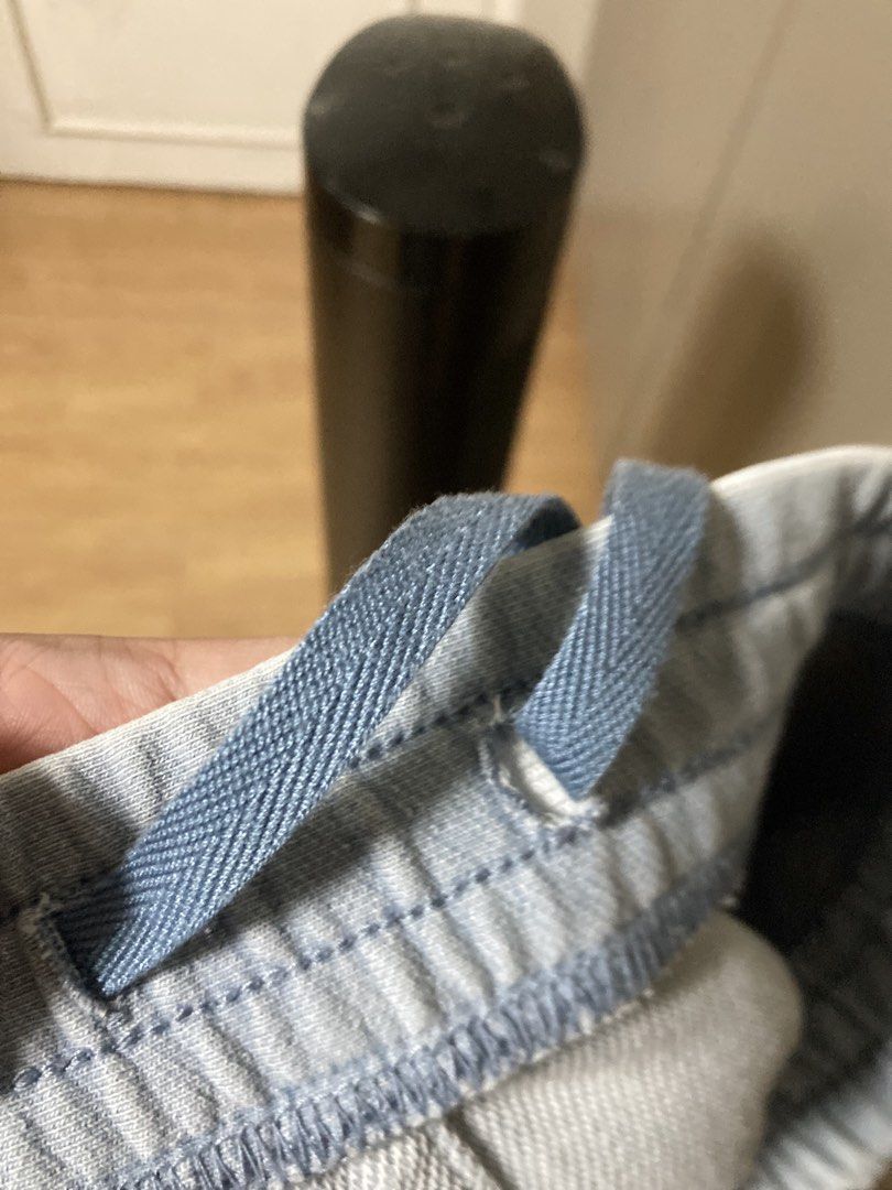 Uniqlo Light Blue Drawstring Pants Size M (Category: Jeans) located in Iligan City. Submitted by phoebedecluttersorigitems (Listing ID 1471217514, Image 3). Description: Uniqlo light blue pants in - size Medium - Waist measures 63 to 69 cm. - Made of 96% cotton and 4% spandex. - - Elastic waistband with a matching drawstring closure. - Front patch pockets included. - Soft denim with stretch comfort. -Super stretchable - You can Nego Lower price i