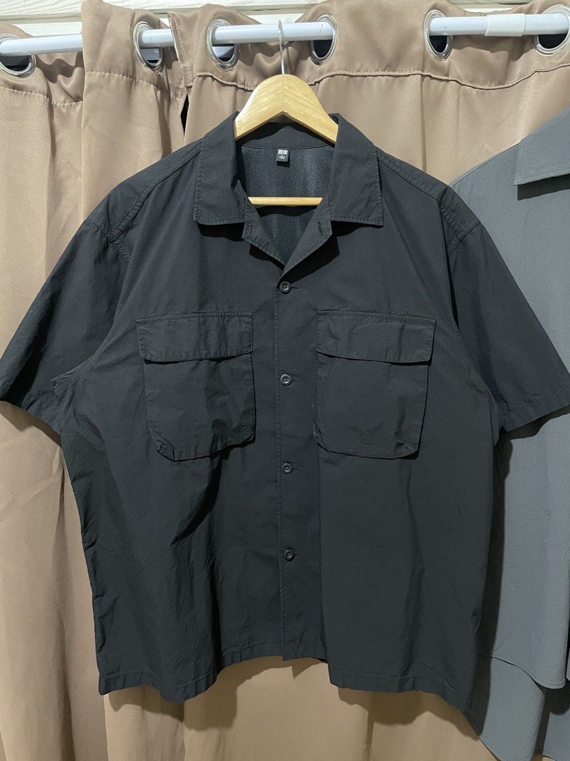 Uniqlo Utility Polo (Category: Formal Shirts) located in Davao. Submitted by waragudfindsll (Listing ID 1471137204, Image 2). Description: Uniqlo Utility Polo L on tag 23.5X28 Excellent.