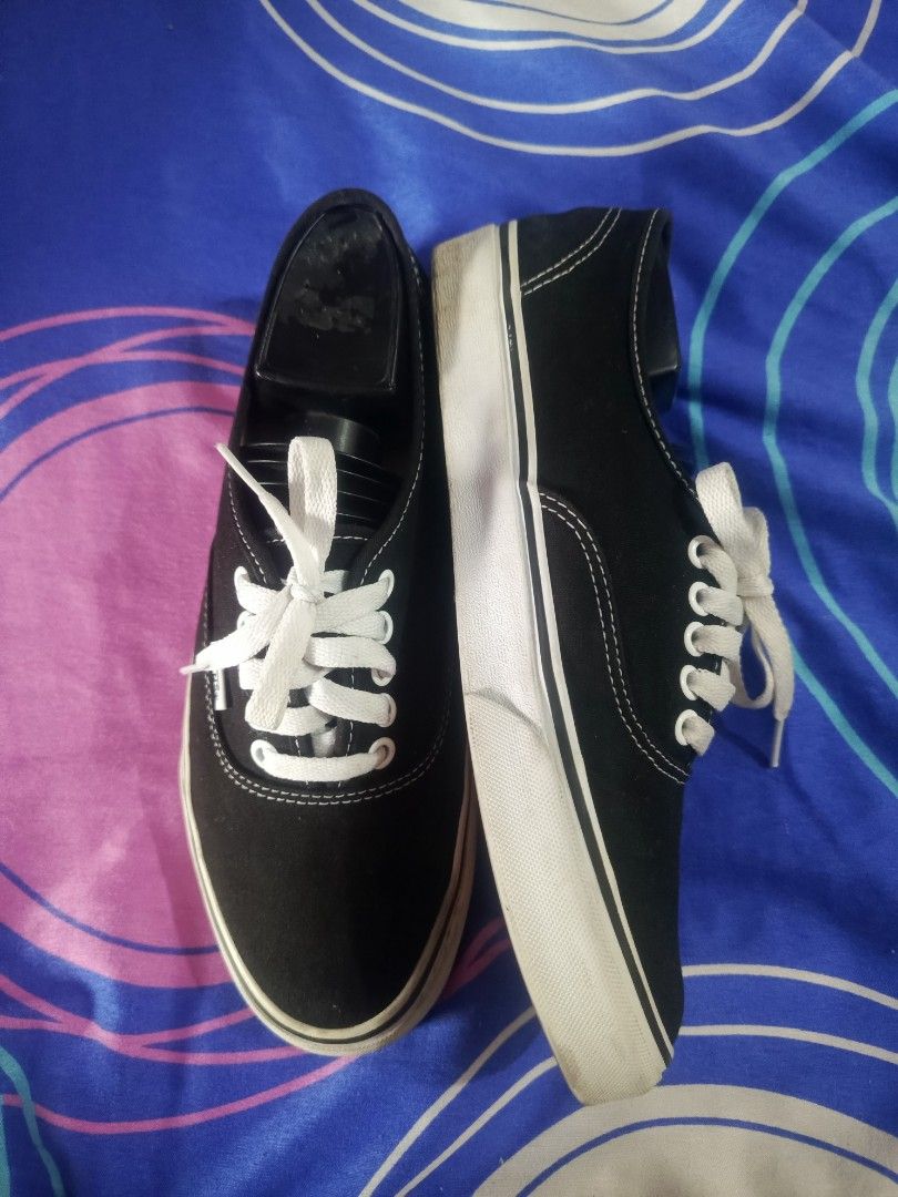 Vans Authentic Black White Canvas Sneakers Size US Men 7.5 (Category: Sneakers) located in Pasig City. Submitted by atmclick (Listing ID 1471151378, Image 2). Description: - Brand/Model: Classic Vans Authentic - Color: Black with white laces and stitching - Size: US Men 7.5 / US Women 9.0 / EUR 40.0 - Material: Durable canvas upper and signature waffle rubber outsole - Condition: Minor wear on white midsoles, still great for daily wear and skatin