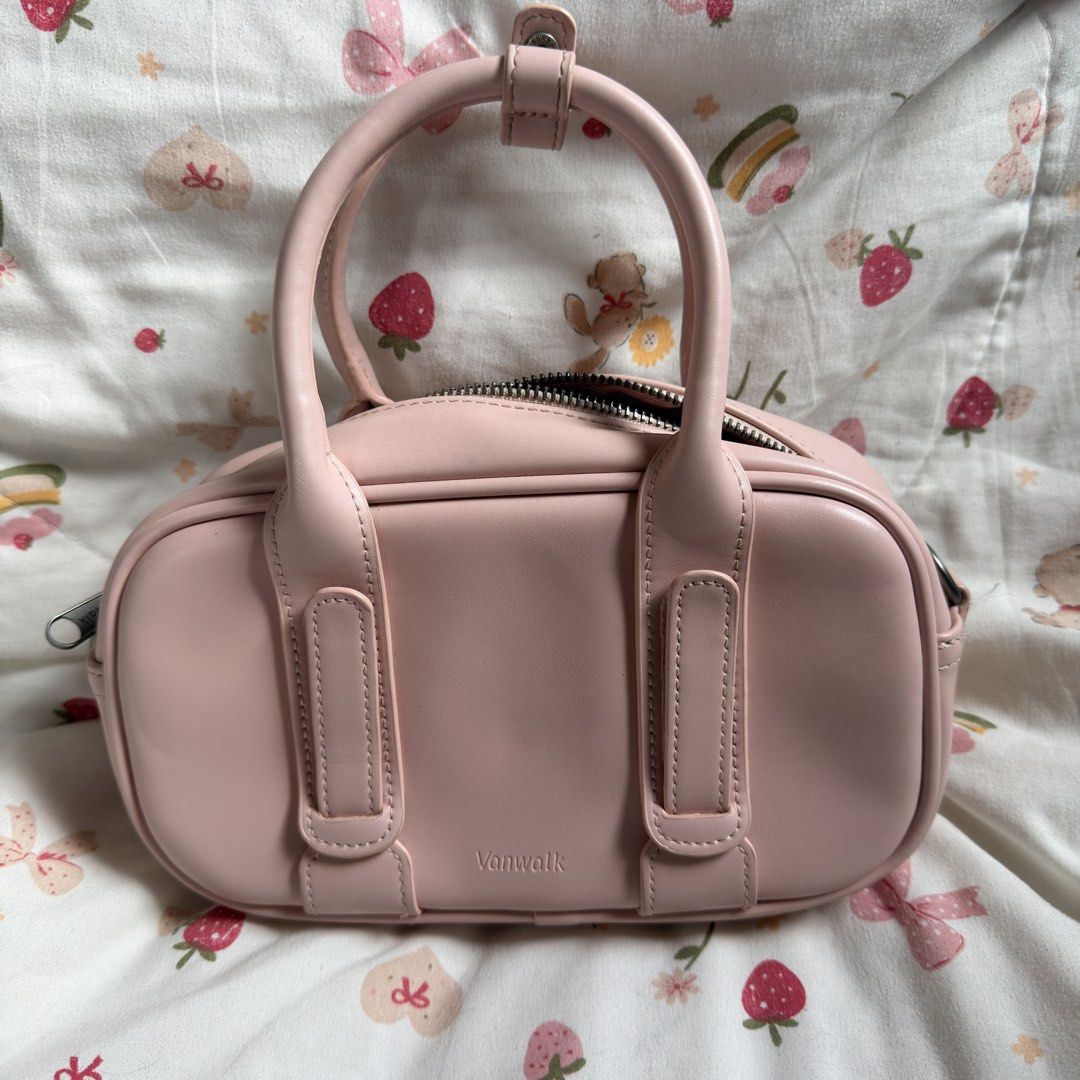 Vanwalk Pink Mini Handbag (Category: Luxury Bags & Wallets) located in Taguig. Submitted by wtfprkjm (Listing ID 1471178046, Image 3). Description: got this for 2.8k used once or twice lang the stored na. loc: taguig mop: qr mod: jnt (ship on sundays).