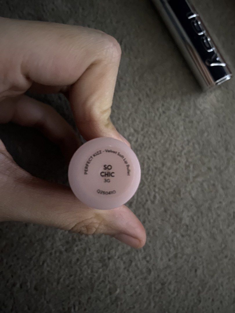 Vice Co. Perfect Kizz Velvet Soft Diffused Lip Bullet - So chic (Category: Makeup) located in Manila. Submitted by yanyan1904m (Listing ID 1471230421, Image 2). Description: Swatch Only.