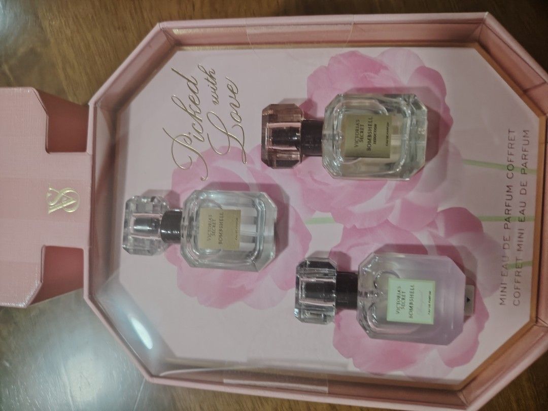 Victoria's Secret Bombshell Picked With Love Mini Perfume Set (Category: Fragrance & Deodorants) located in Manila. Submitted by cmmirandilla (Listing ID 1471175621, Image 2). Description: - Brand: Victoria's Secret - Item: Bombshell Mini Perfume Coffret Sets (2 boxes available) - Condition: Brand new, unopened, and 100% unused - Inclusions per box: 3 mini Eau de Parfum bottles (Scents include Bombshell Seduction and Bombshell Bouquet) - Packagin