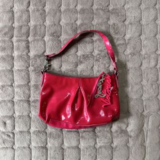 (Category: ) located in . Submitted by wear.arca (Listing ID 1471142318, Image 1). Description: .