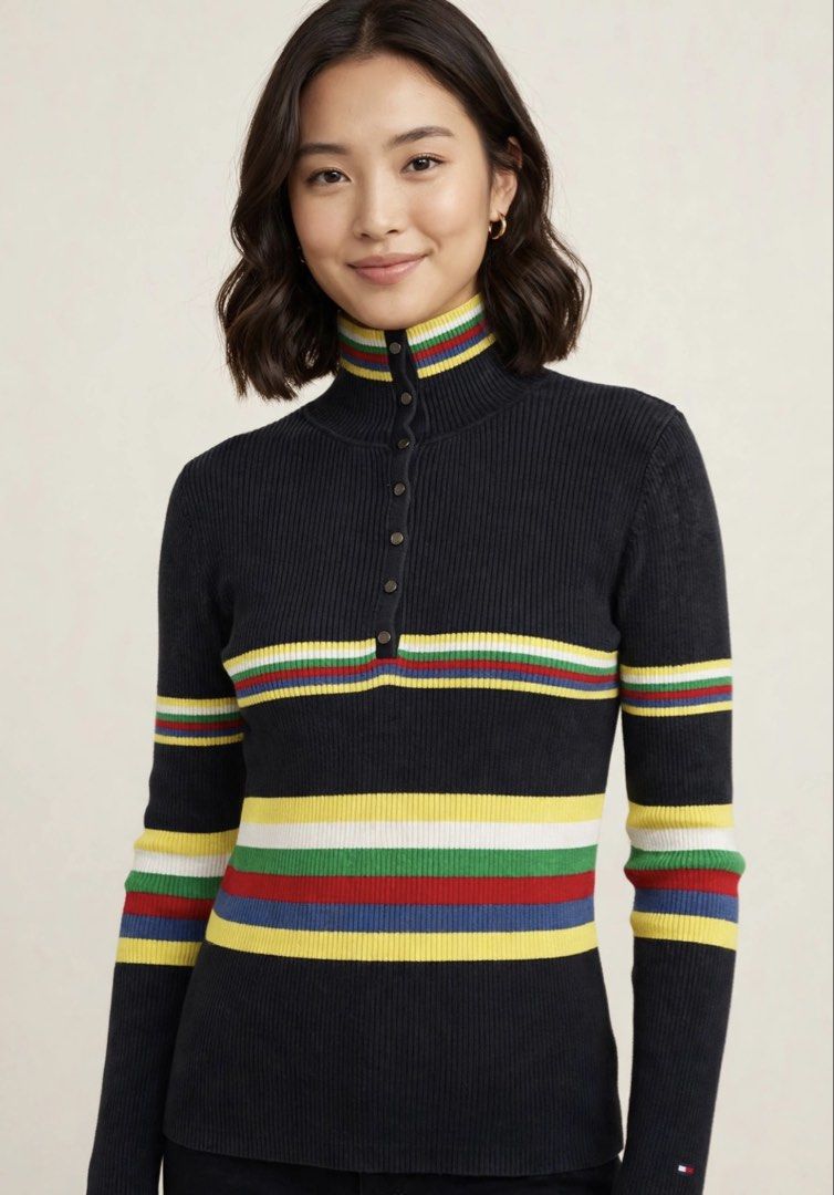 VINTAGE / Y2K TOMMY HILFIGER KNIT (Category: Others Tops) located in Solano. Submitted by aljoners (Listing ID 1471243565, Image 3). Description: .
