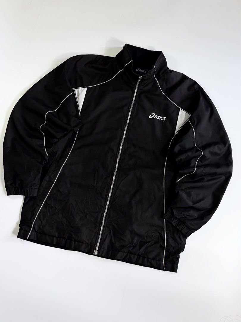 vintage asics windbreaker jacket (Category: Activewear) located in Manila. Submitted by styleandfly191238 (Listing ID 1471160274, Image 2). Description: length-28 width-24 issue none conditions like new color rate 10/10 flawless better in personal fav piece unli vc and vouch for your assurance chck free!.
