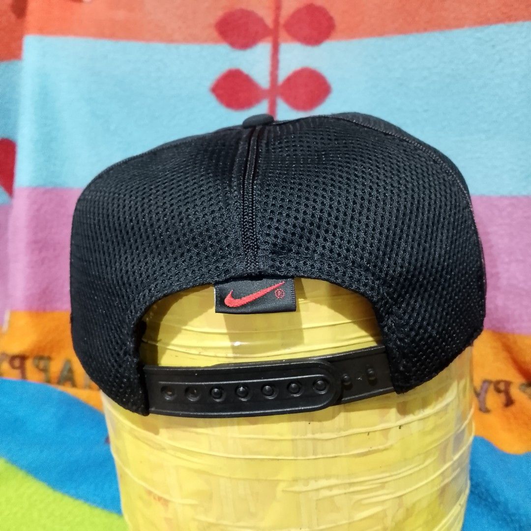Vintage Nike Air Mesh Cap (Category: Caps & Hats) located in Davao. Submitted by outdatedfinds (Listing ID 1471241966, Image 2). Description: Vintage Nike Air Mesh Snapback Cap One size fits all No Issue 1250 plus sf Davao City Location hmu f interested .