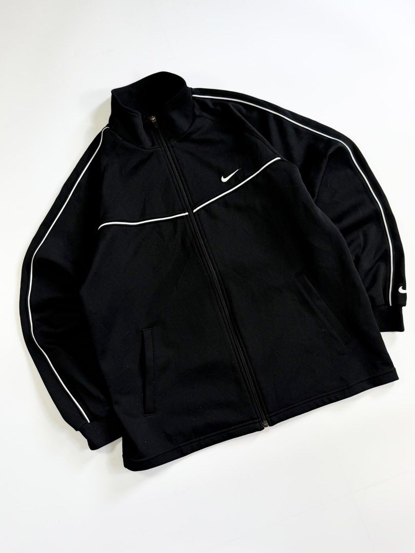 vintage nike track jacket lining (Category: Activewear) located in Manila. Submitted by styleandfly191238 (Listing ID 1471149545, Image 2). Description: length 26 width 21 issue none conditions excellent color rate 10/10 better in personal fav piece unli vc to check the item to assure your assurance .