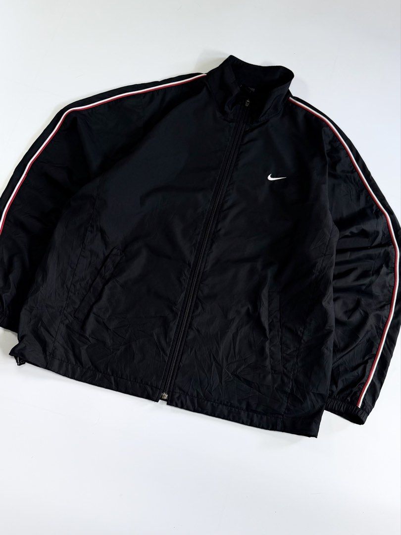vintage nike windbreaker jacket (Category: Activewear) located in Manila. Submitted by styleandfly191238 (Listing ID 1471157983, Image 3). Description: length 28 width 23 issue none conditions excellent color rate 10/10 better in personal fav piece unli vc to check the item to assure your assurance .