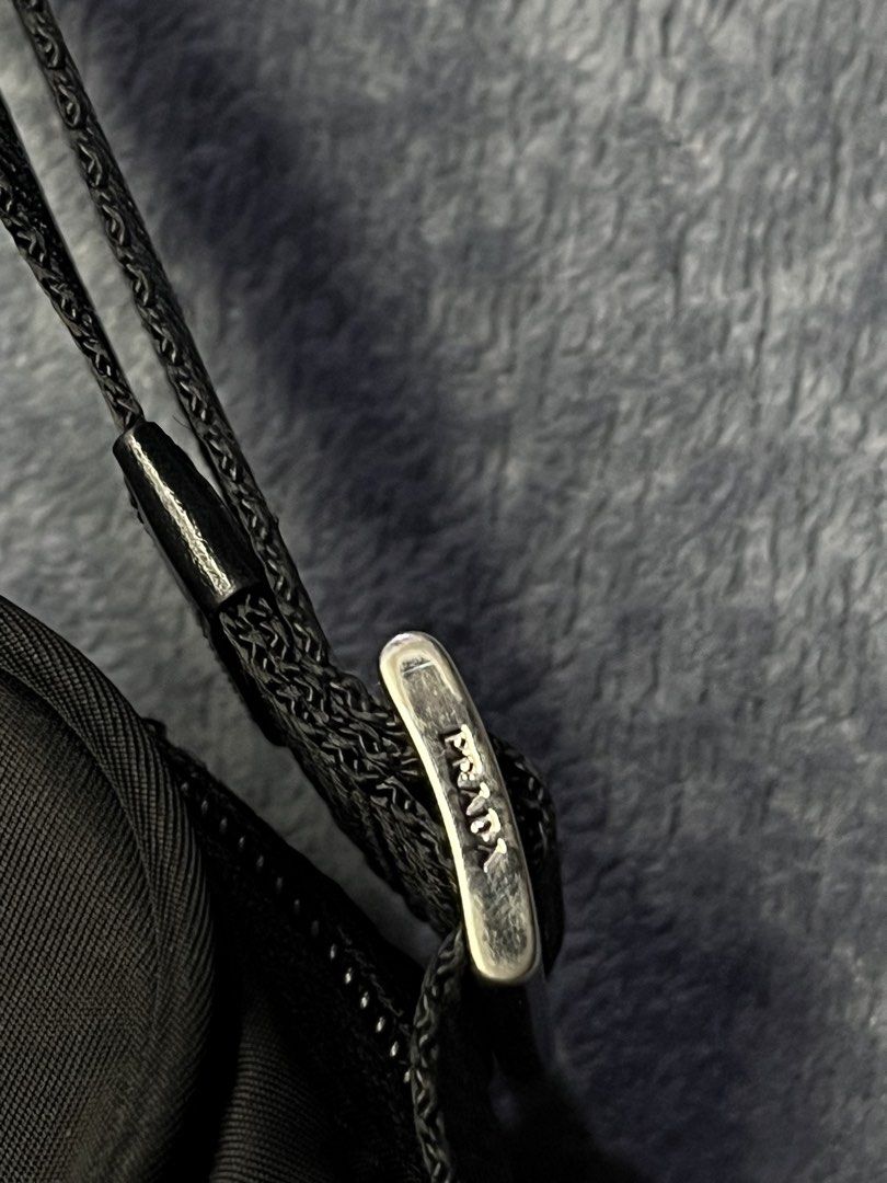 Vintage Prada Tessuto Nylon Messenger Bag (Category: Luxury Bags & Wallets) located in Quezon City. Submitted by jomsellsdope (Listing ID 1471146920, Image 3). Description: Negotiable .