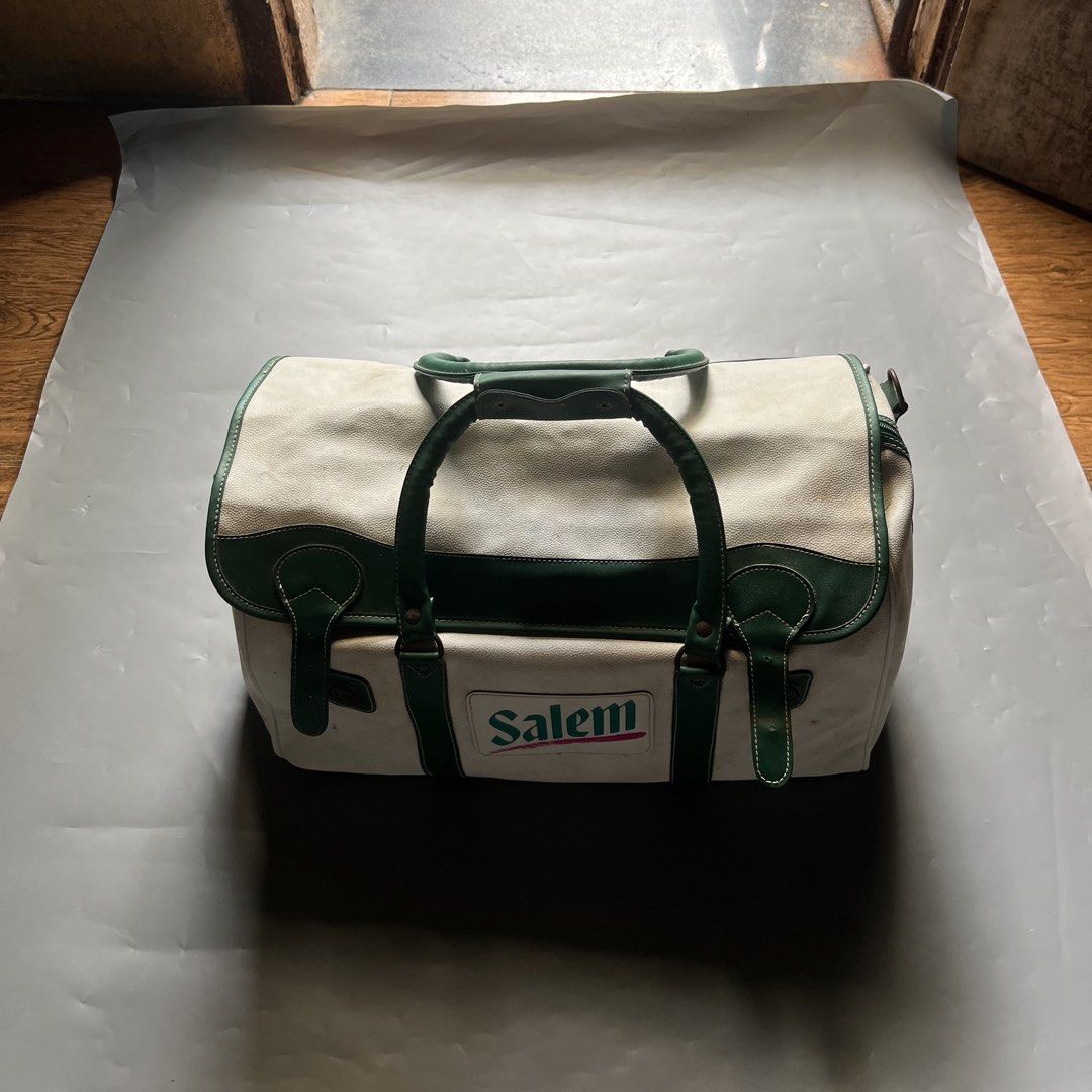 VINTAGE SALEM DUFFEL BAG (Category: Sling Bags) located in Manila. Submitted by thriftwhoop (Listing ID 1471136522, Image 2). Description: .