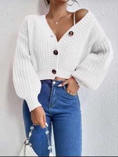 (Category: ) located in . Submitted by prelovedddclothings (Listing ID 1471222618, Image 1). Description: .