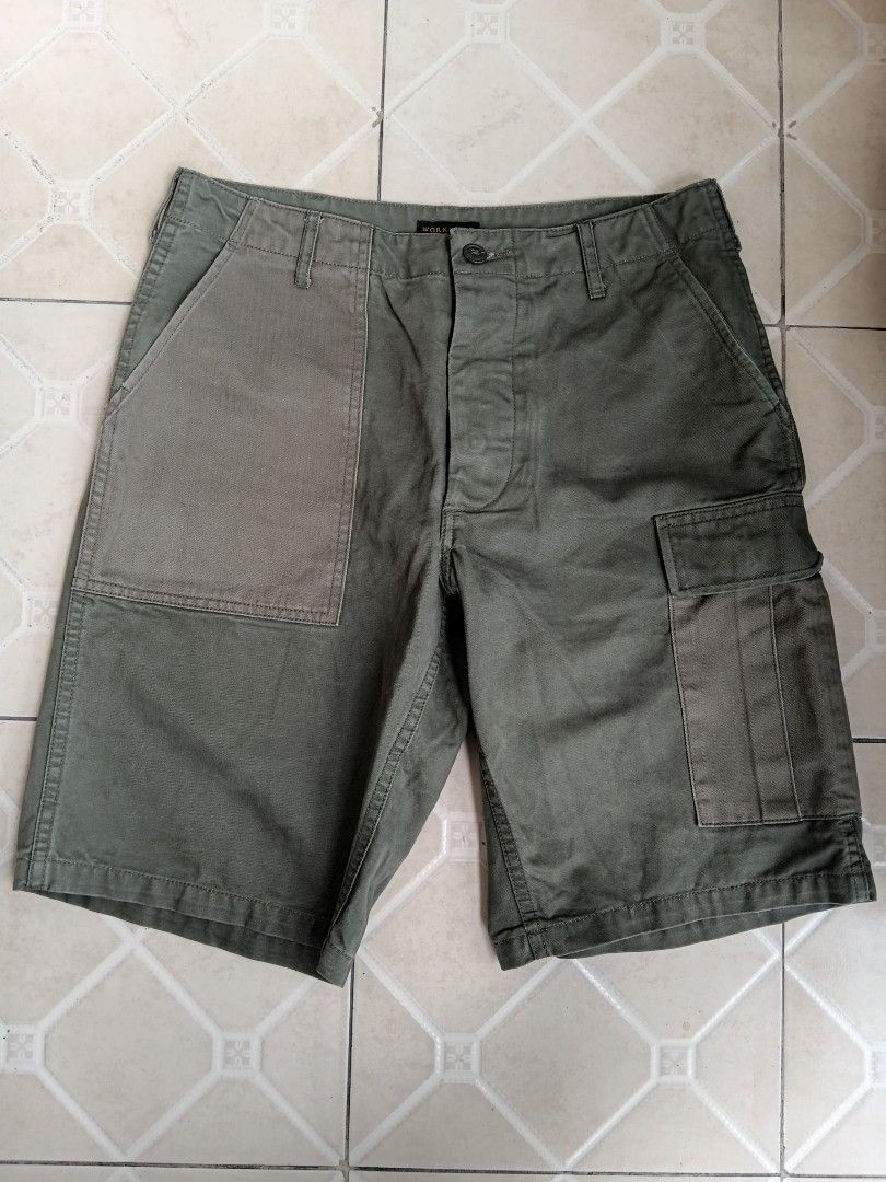 Workware 3 Days Union Green Cargo Shorts W32 (Category: Shorts) located in Manila. Submitted by grandflower-547aee (Listing ID 1471145731, Image 1). Description: - Brand/Model: Workware 3 Days Union - Size: W32 - Color: Green - Material: Sturdy twill fabric with contrasting panel details - Features: Multiple utility pockets with button and flap closures - Ideal for: Casual everyday wear or outdoor activities.