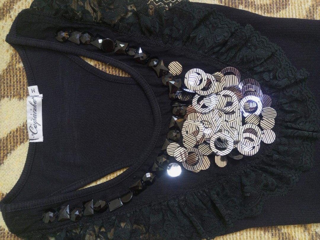 y2k embellished ribbed tank top (Category: Sleeveless) located in San Pedro. Submitted by vishavriksha (Listing ID 1471254942, Image 2). Description: ‎🖤 y2k embellished ribbed tank top ‎ ‎𝗺𝗶𝗻𝗲 : ₱149 ‎𝗴𝗿𝗮𝗯 : ₱199 ‎𝗹𝗼𝗰𝗸 : ₱249 (au) ‎ ‎༝ xs ‎༝ brand : caipirinha.