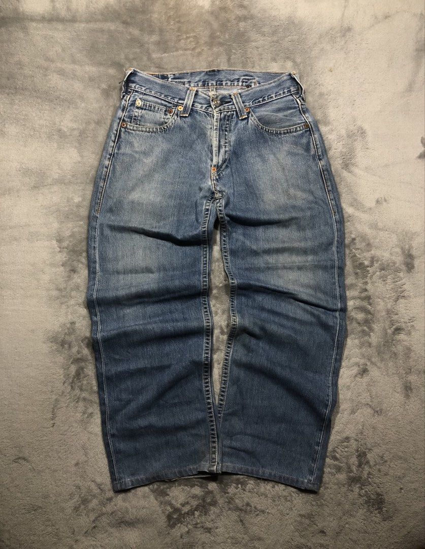Y2K Levis With Buckles Pants (Category: Jeans) located in Cebu City. Submitted by subnco (Listing ID 1471273160, Image 3). Description: Good Condition No issues Color rate: 9/10 Fav❤️❤️ Dimes(inches): Waist - 30 Length - 40 Hem - 9 Can ship nationwide via J&T Express Can also do Cash on Delivery(Cebu area only!!) STRICTLY NO EXCHANGE AND RETURNS ONCE BOUGHT 😊 Please take note!!: This item is thrifted and the details are already mentioned above, 
