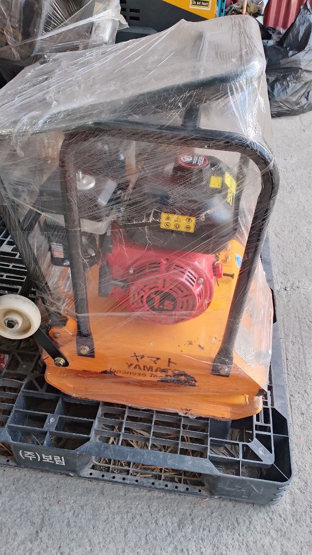 YAMATO PLATE COMPACTOR (Category: Announcements) located in Manila. Submitted by ivan2.0 (Listing ID 1471131362, Image 1). Description: YAMATO PLATE COMPACTOR Product Model: 120 Advance Speed: 15M/Min Size: 1400×400×800mm Power: 6.5hp Vibration Force: 130KN Weight: 150Kg Price: 24,500 MODE OF PAYMENT: COD | COP GCash | Bank Transfer WE DO SHIPPING VIA LALAMOVE🚘 KINDLY PM/DM ME IF YOU'RE INTERESTED PLUS SHIPPING FEE / DELIVERY FEE WE ARE OPEN EVE