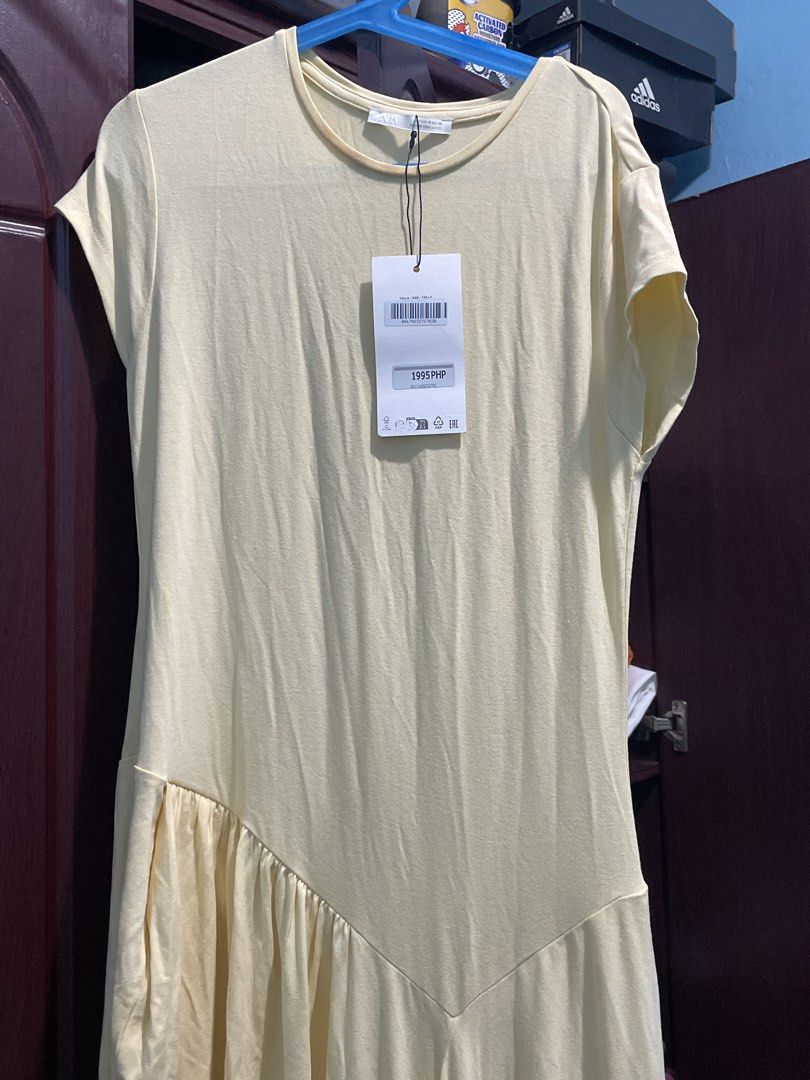 Zara Asymmetrical long dress (Category: Dresses) located in Valenzuela. Submitted by shielaaaa_preloved (Listing ID 1471131361, Image 1). Description: Zara Asymmetrical long dress Bnew Color light yellow Soft fabric, stretchy With washable stain.