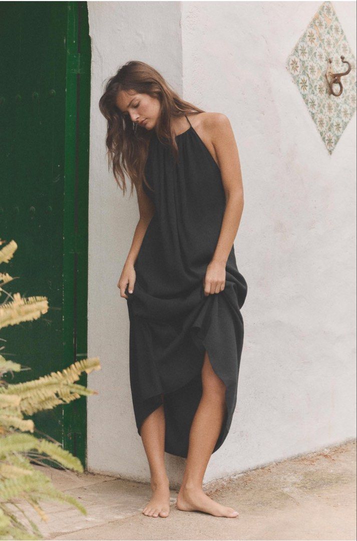 Zara black maxi dress (Category: Dresses) located in Manila. Submitted by lhieriv (Listing ID 1471122422, Image 1). Description: For sale! Zara maxi dress New with tag Large Location: Pandacan, Manila Mode of Payment: Maya, Gotyme and Unionbank Shipment c/o buyer via: Direct J&T drop off NO RUSH SHIPPING. Posted in other group and site..