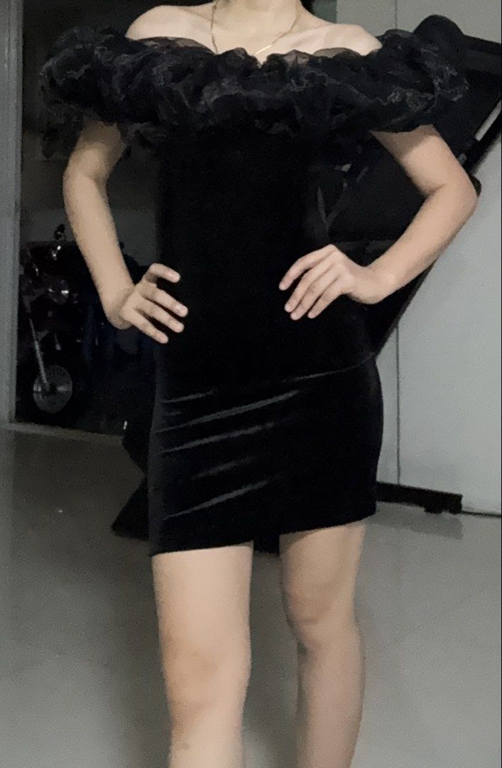 Zara bodycon off shoulder (Category: Dresses) located in Pasig City. Submitted by second_chapter1213 (Listing ID 1471231414, Image 3). Description: Used once only like new.