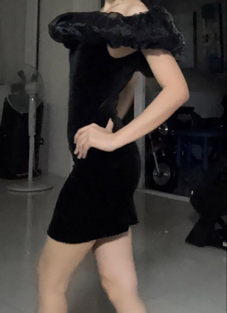 Zara bodycon off shoulder (Category: Dresses) located in Pasig City. Submitted by second_chapter1213 (Listing ID 1471231414, Image 2). Description: Used once only like new.