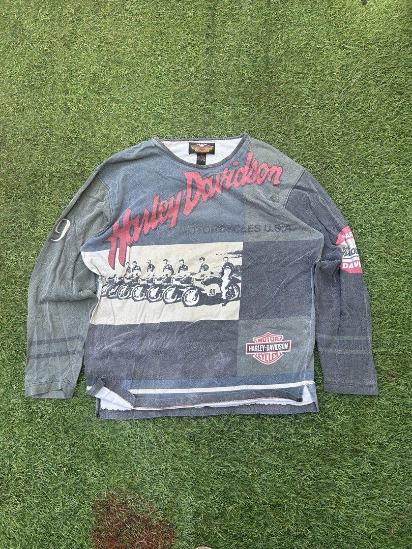 00's Harley Davidson AOP longsleeve (Category: Coats, Jackets and Outerwear) located in Santa Rosa. Submitted by unexpected.finds4026 (Listing ID 1471397933, Image 1). Description: XL on tag complete tags no pinholes need wash (due to stock) .