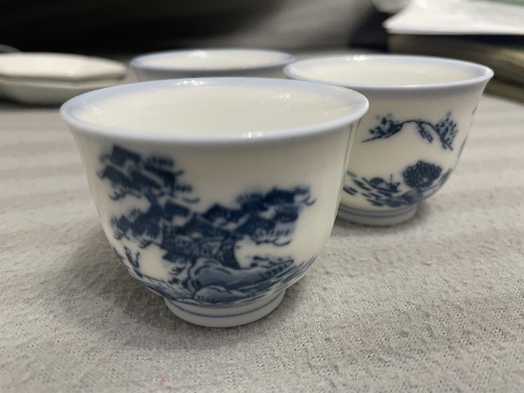 3 sake cups japan blue trees print (Category: Coffee & Tea Tableware) located in Paranaque City. Submitted by kashireadsbookstore (Listing ID 1471310405, Image 1). Description: .