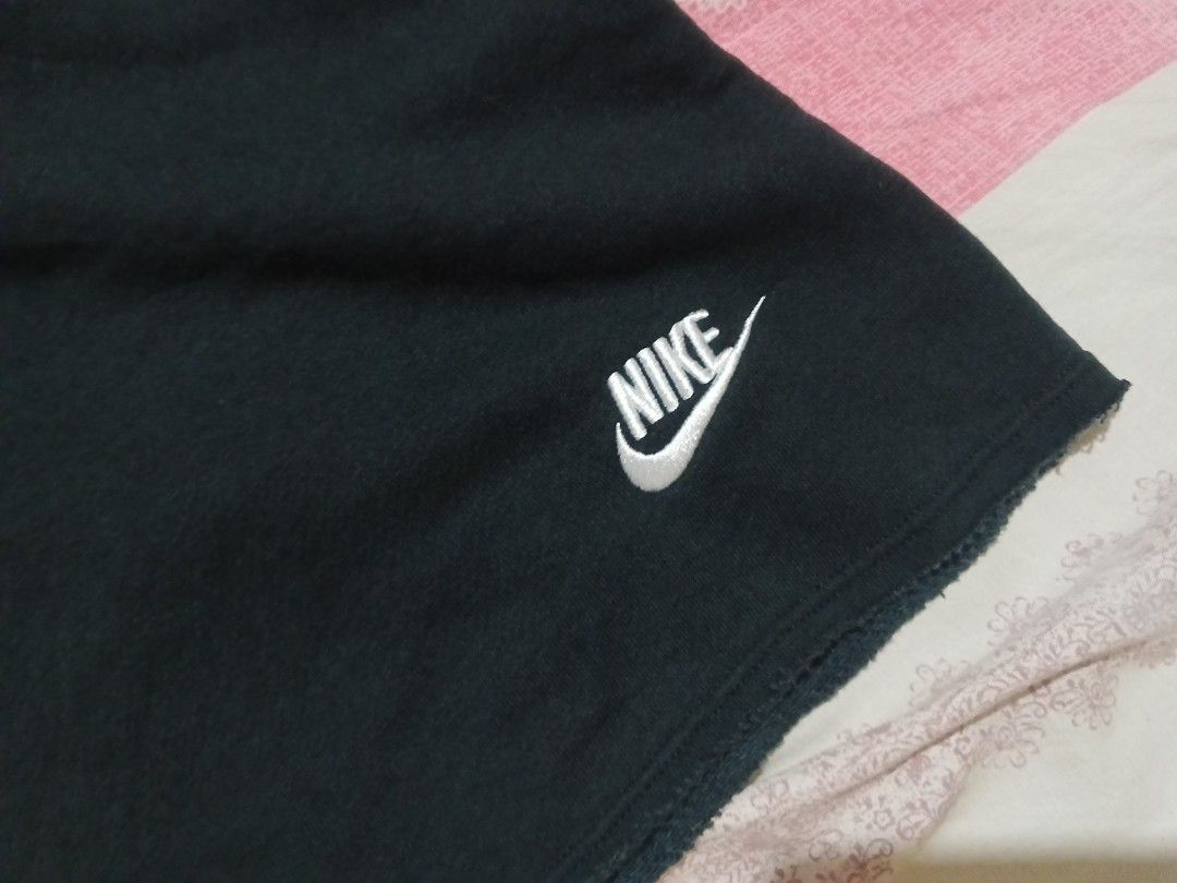 alumni Nike cotton short (Category: Activewear) located in Isabel. Submitted by nieljun112187 (Listing ID 1471327428, Image 3). Description: nike alumni cotton short width 33to34 length 21 leg open 13 colorate 9 issue himol2 lang kunti.