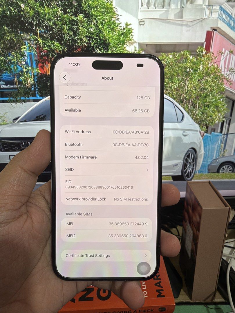 Apple iPhone 15 Plus 128GB (E-sim) Factory Unlocked - Black (Category: iPhone 15 Series) located in Taguig. Submitted by alwarrieth.0501 (Listing ID 1471402481, Image 3). Description: iPhone 15 Plus 128gb factory unlocked (E-sim) - Black Quickspecs: -iOS 27.0.1 -87% Batt health -572 Cycle Count Inclusions: Unit itself and Charger *Dents See pics to appreciate! 📍Ayala Malls Arca South, BGC, Makati, Ortigas, Pasig, San Juan, Alabang Town Center (O