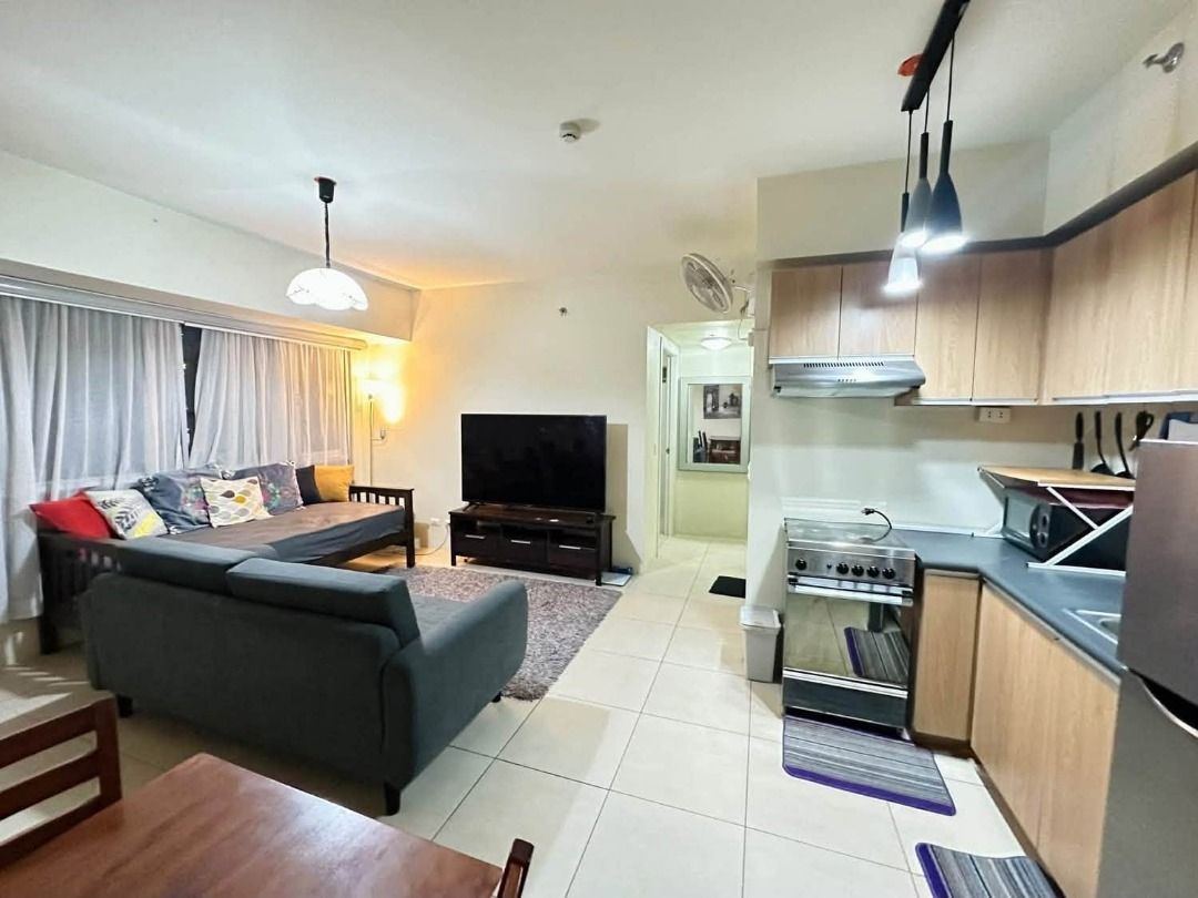 Avida Verte 2BR 60K (Category: Apartments & Condos) located in Caloocan City. Submitted by aysalpha01 (Listing ID 1471361400, Image 2). Description: For rent Avida Verte 2BR 60K Fully Furnished Area: 62sqm Bedroom: 2 br Toilet and bath: 2 Monthly Rental: Php 60,000.