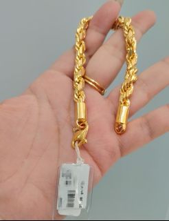 (Category: ) located in . Submitted by buybackgoldsg (Listing ID 1471348711, Image 1). Description: .