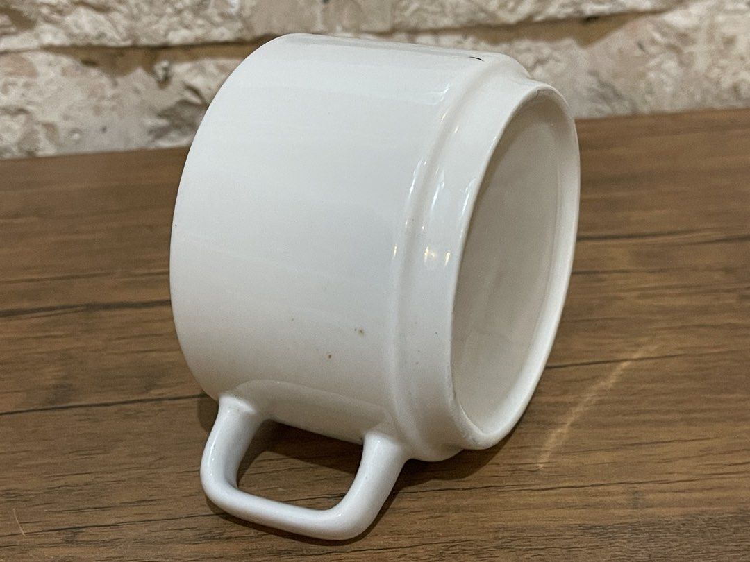 Coffee mug (Category: Coffee & Tea Tableware) located in San Fernando. Submitted by japansurpluselyu (Listing ID 1471301015, Image 3). Description: .