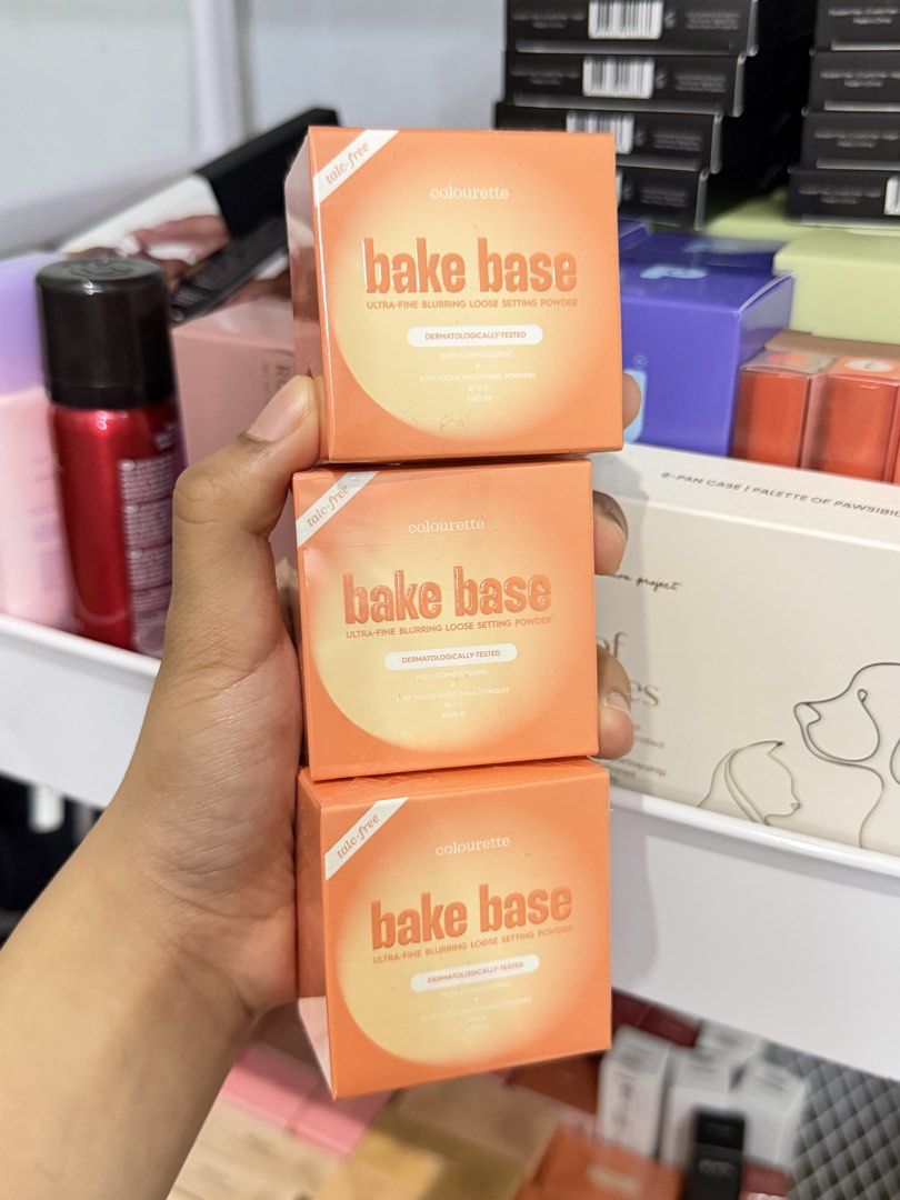 Colourette Mini Bake Base Ultra-Fine Blurring Loose Setting Powder (Category: Makeup) located in Quezon City. Submitted by glamssss (Listing ID 1471314593, Image 1). Description: Colourette Mini Bake Base Loose Setting Powder - Ultra-fine blurring formula for a smooth finish - Skin-friendly: Dermatologically tested, non-comedogenic, and talc-free - Infused with soft-focus smoothing powders, silica, and kaolin - 5 pcs Invisible, 2 pcs Pink.