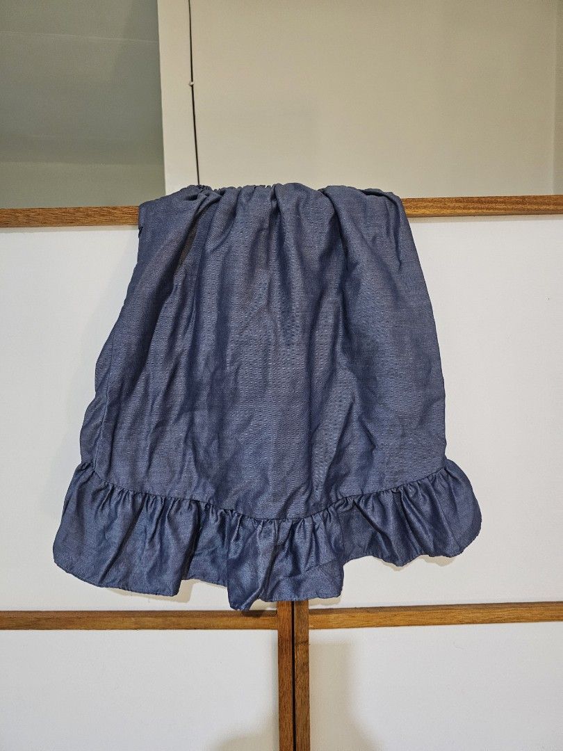Denim Ruffle Skirt (Category: Skirts) located in Quezon City. Submitted by moanascloset (Listing ID 1471311327, Image 3). Description: - Style: Denim look tiered ruffle skirt - Waistband: Comfy elastic for easy slip-on - Occasion: Great casual piece for everyday wear .