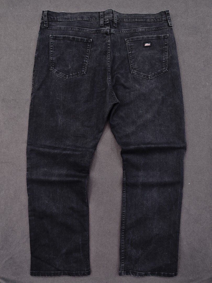 Dickies Black denim pants (Category: Jeans) located in Bulacan. Submitted by pzj_thrift (Listing ID 1471350715, Image 1). Description: L 42 W 42 leg opening 9.5 condition 9/10 color rate 9/10 no issue .