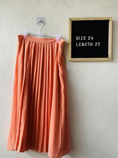 (Category: ) located in . Submitted by lovemyclothes21 (Listing ID 1471337014, Image 1). Description: .