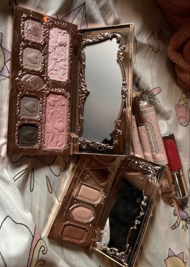 Flower Knows Unicorn and Strawberry Rococo Makeup Sets (Category: Makeup) located in Malabon City. Submitted by lovebyiya (Listing ID 1471381153, Image 1). Description: Open for trade to bags / other make up brands / or offer strwb rococo (used a few times) : 450 strwb cupid (brand new, never used) : 800 fk eyeliner, brown : 150 ea fk mascara, brown : 250 mac lippie (72, most curious - never used) : 650 .