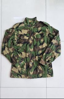 (Category: ) located in . Submitted by radcuratesclothing2026 (Listing ID 1471415081, Image 1). Description: .