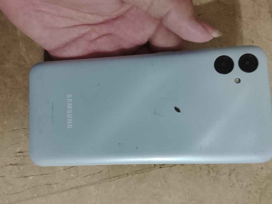 For sale samsung (Category: Samsung) located in Pasay City. Submitted by emanuelfaguilar (Listing ID 1471317697, Image 3). Description: for sale samsung pwede pa tawaran. .