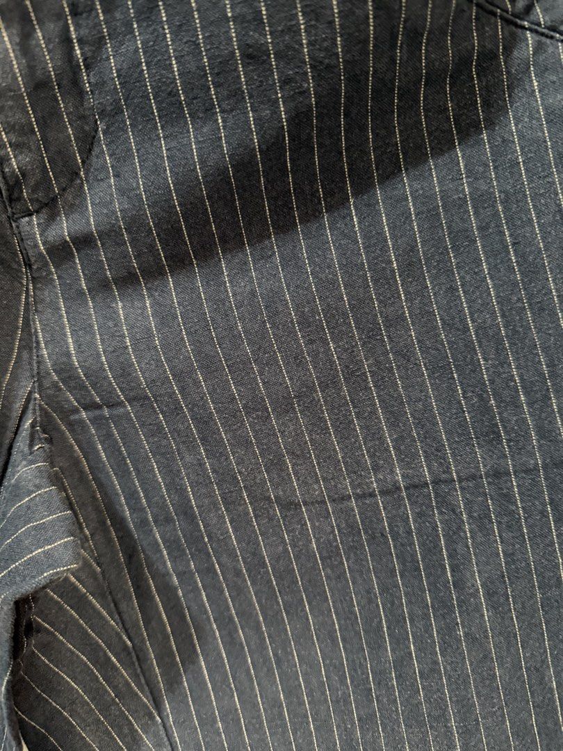 Giordano Linen Pinstripe Drawstring Pants Navy Blue (Category: Other Bottoms) located in Pasig City. Submitted by yoroshikuonegaishimasu (Listing ID 1471342142, Image 3). Description: Payment first via GCash or Paymaya only No Meet-up/COD/COP/Rider Abono No return, exchange or refund Delivery: Grab or Lalamove J&T (during weekend only) Location: Pasig.