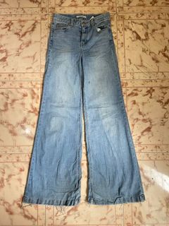 (Category: ) located in . Submitted by thriftnilj123 (Listing ID 1471338118, Image 1). Description: .